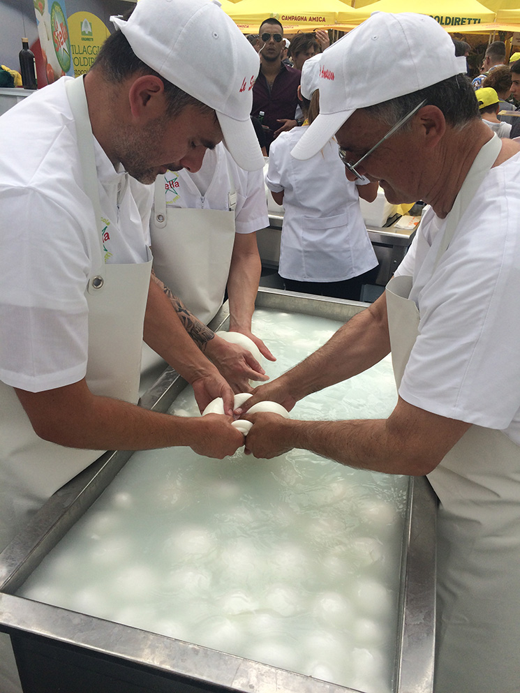 La Mozzarella Stella al Villaggio Coldiretti di Roma